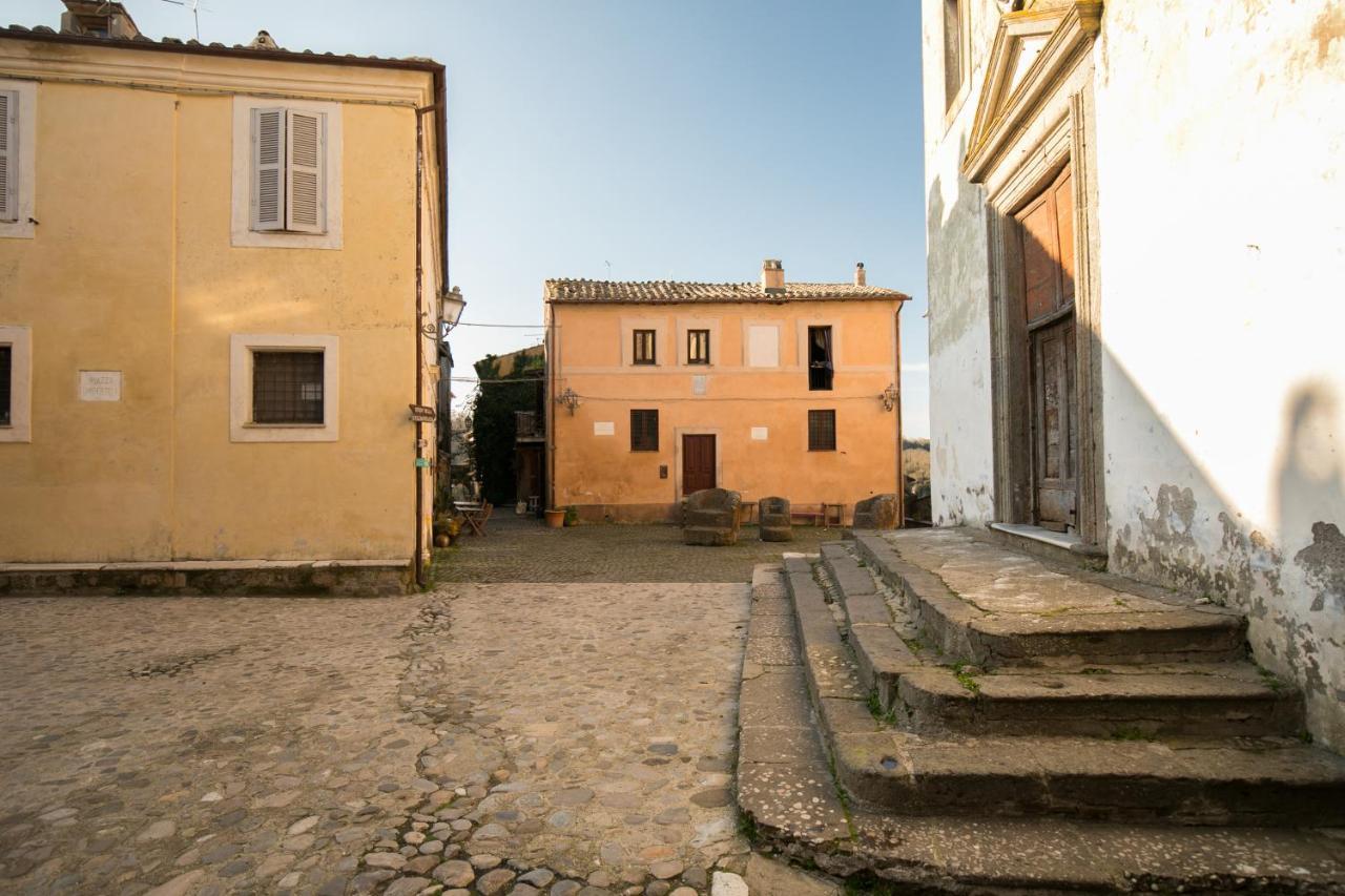 Opera Suites - Le Mille E Una Notte Calcata Exterior foto